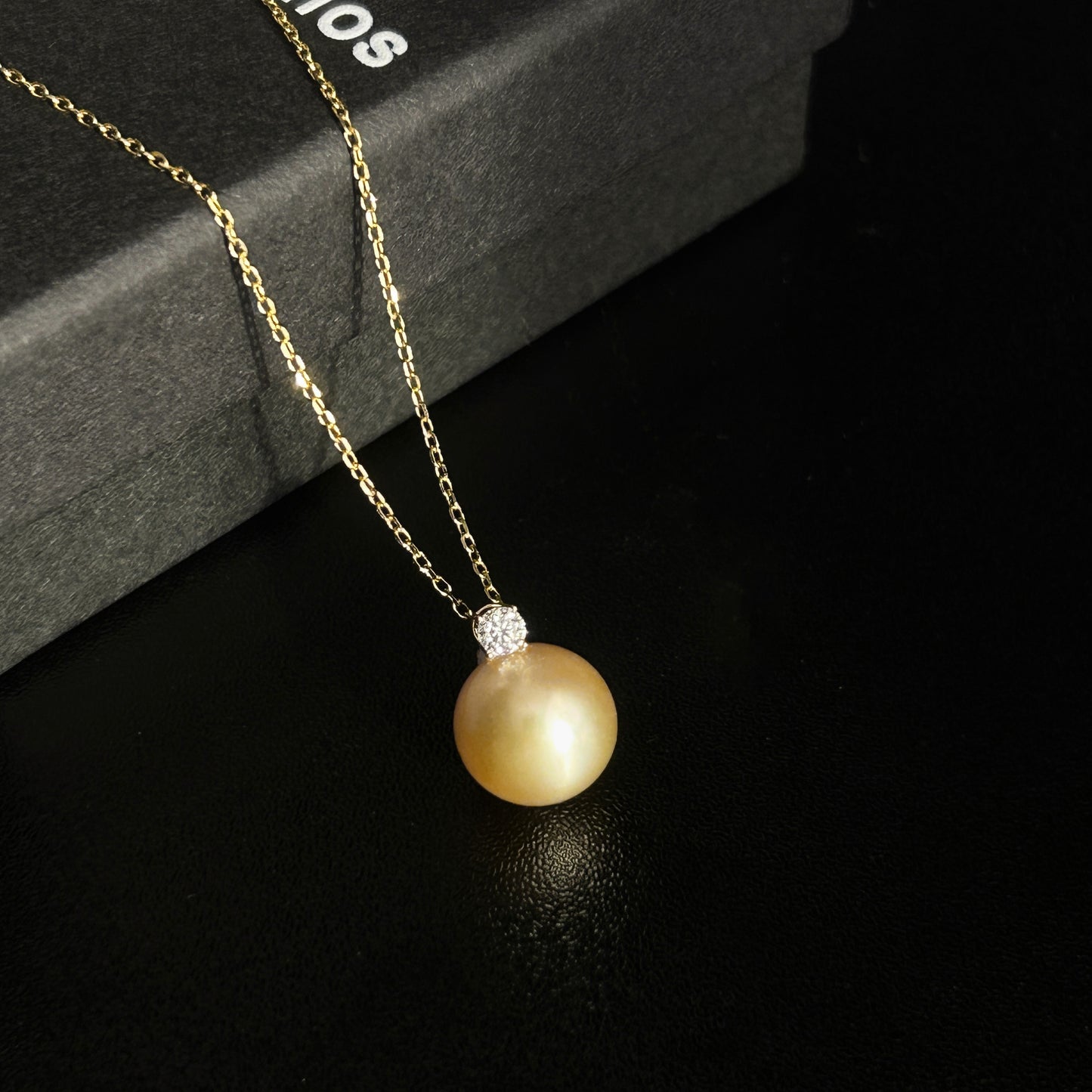 Golden South Sea Pearl Sol Pendent