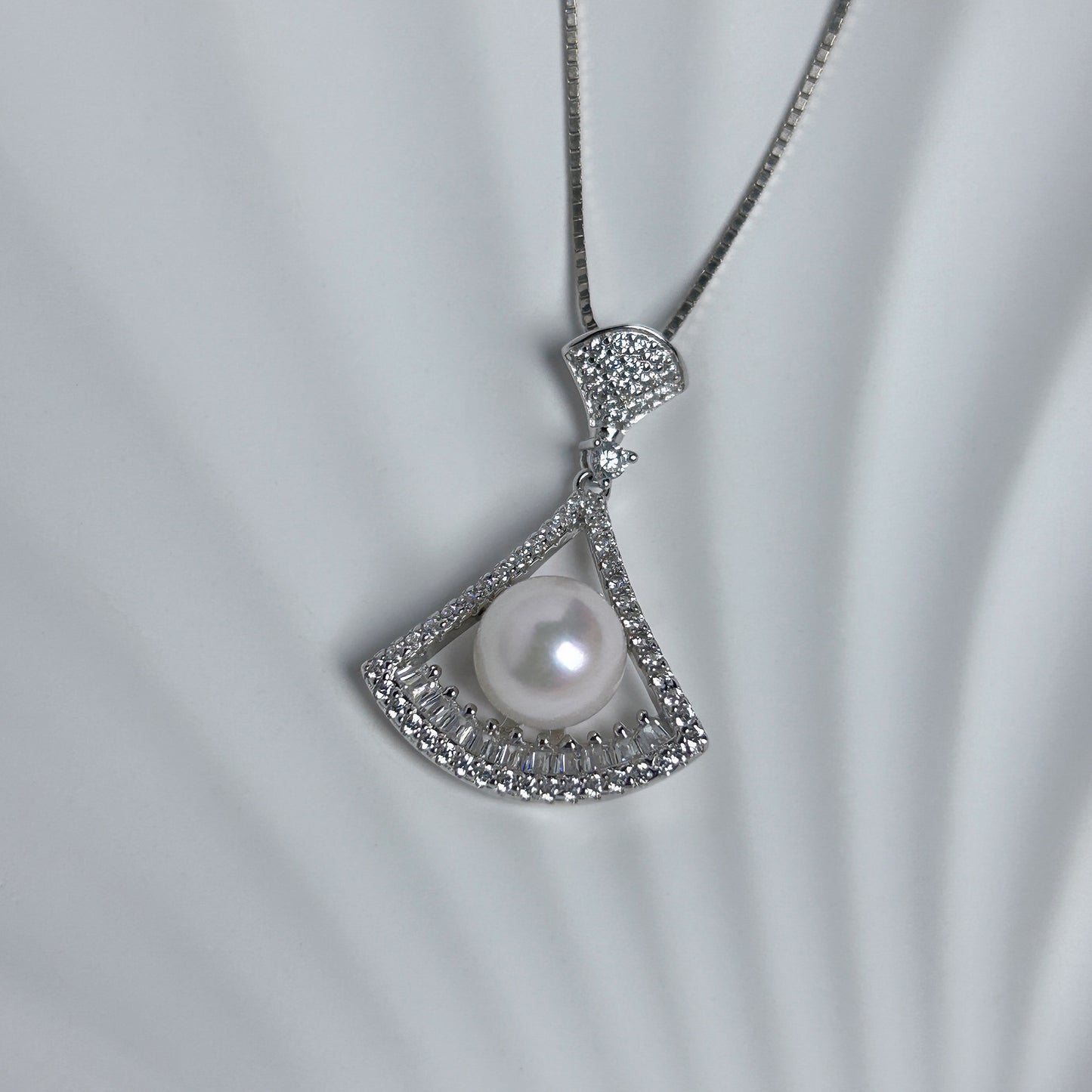 7.5-8.0mm Akoya Pearl Fanora Pendant