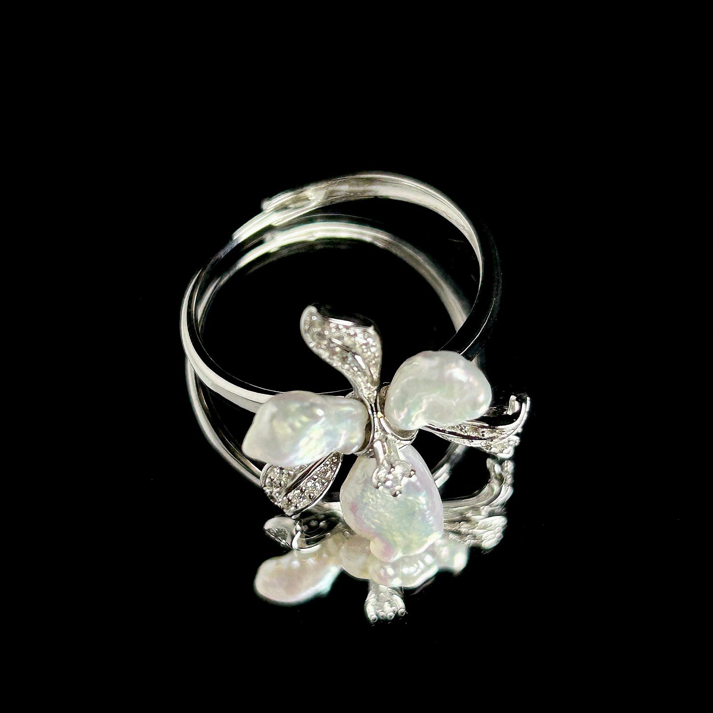 Baroque Freshwater Pearl Flower Ring