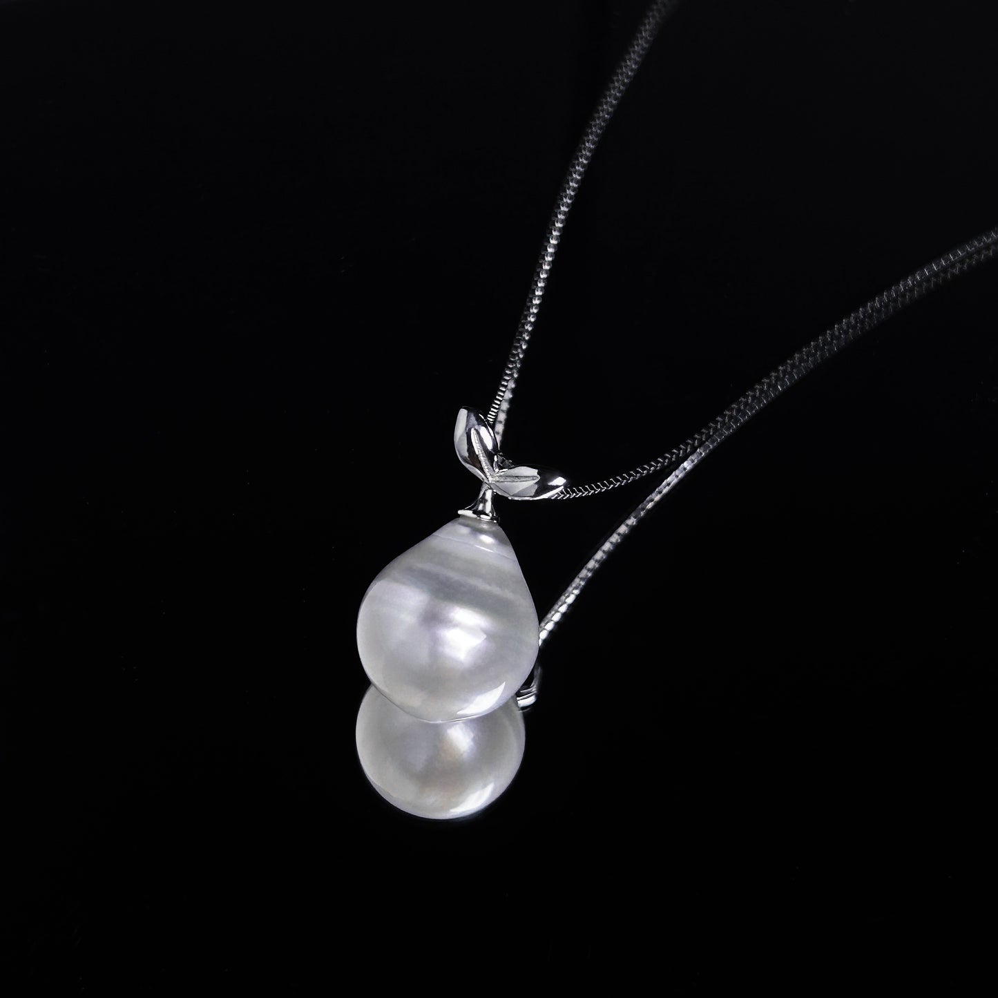 Circle South Sea Pearl Serenade Pendant