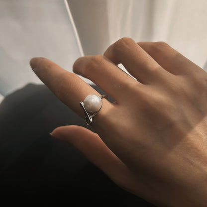 White Freshwater Pearl Ring - Null