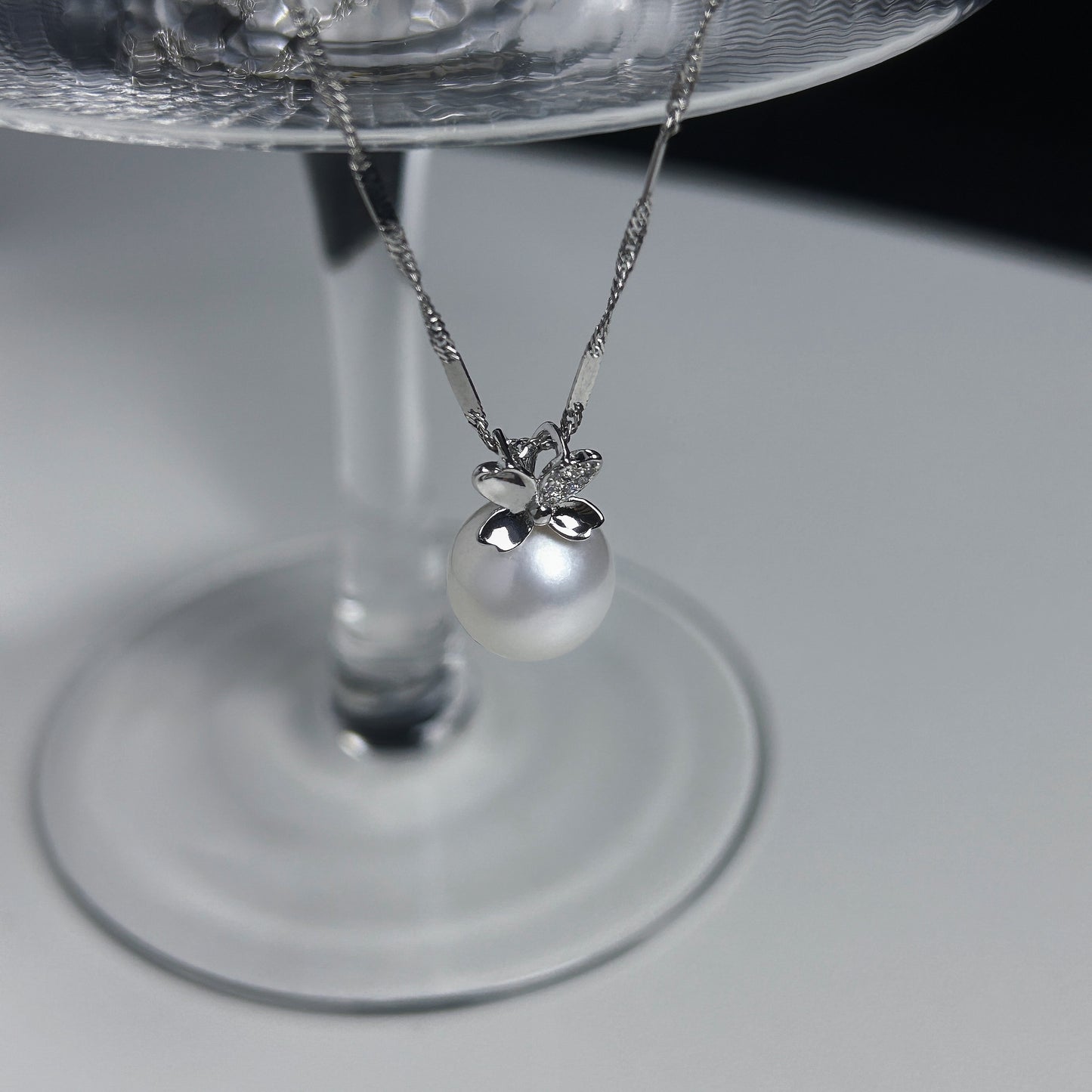 10.0-11.0mm Freshwater Pearl Fiora Pendant