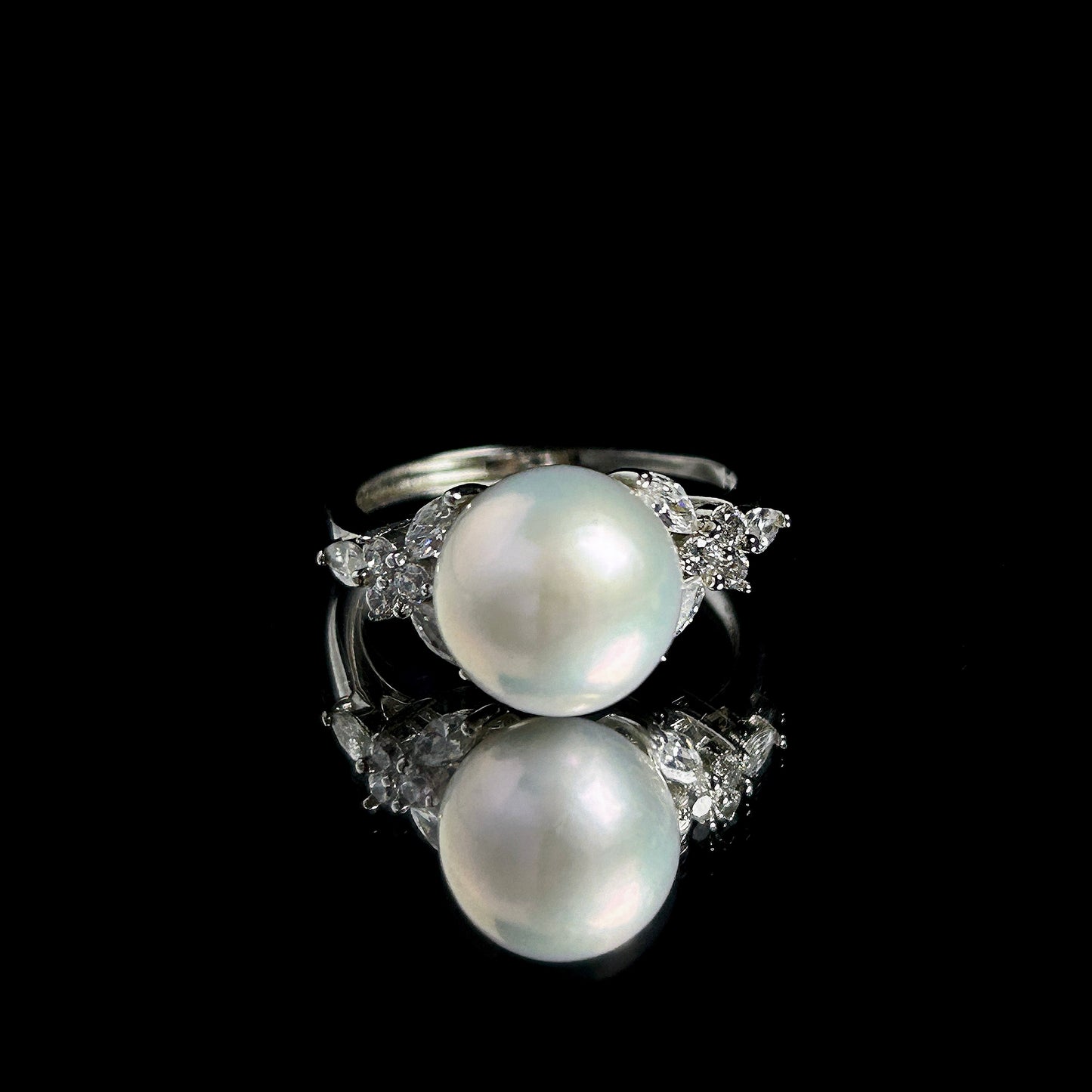 10.0-11.0 mm Freshwater Pearl Celeste Ring