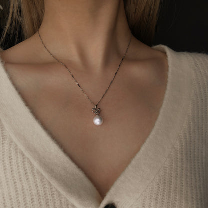 10.0-11.0mm Freshwater Pearl Amoria Pendant