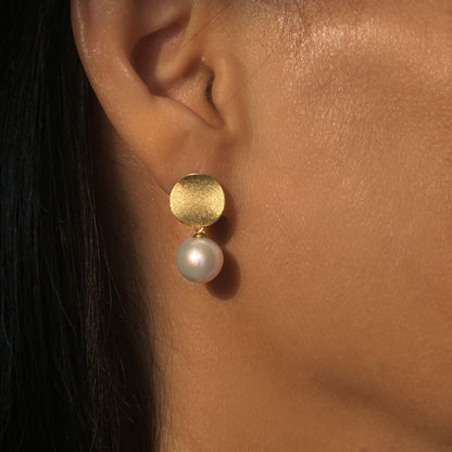 Vintage White Freshwater Pearl Earrings